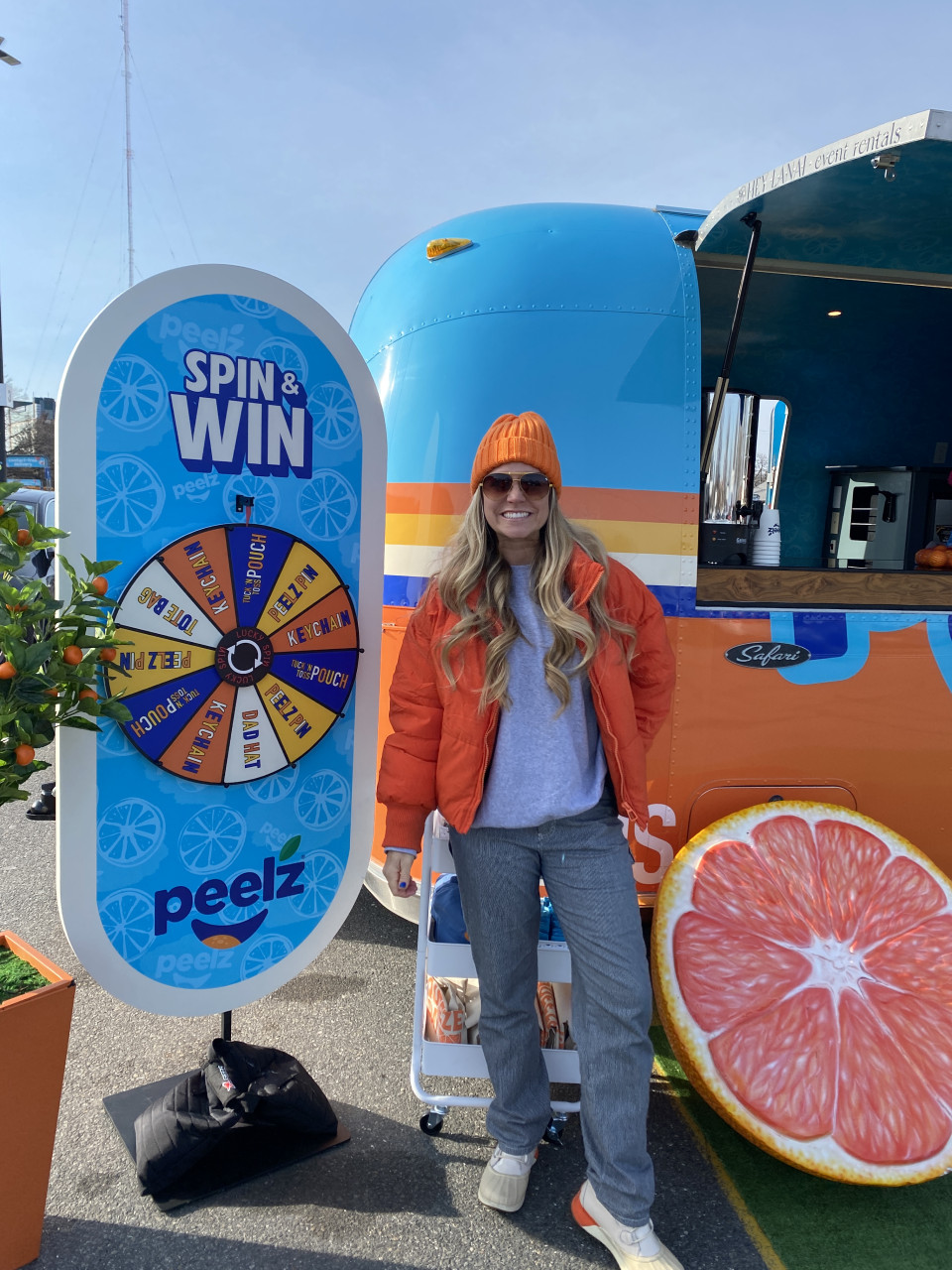 Peelz California Mandarins - National Grocery Road Tour street team activation, photo 3 of 6